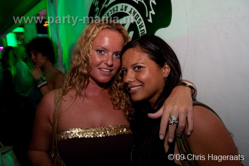 090815_104_franchise_partymania