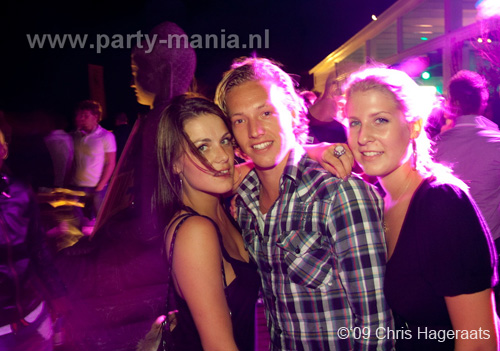 090815_124_franchise_partymania