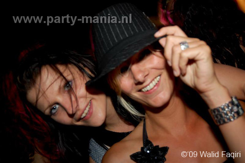 090815_102_glitterclub_partymania