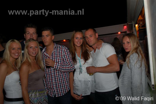 090822_073_los_partymania