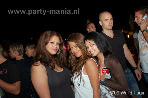 090822_074_los_partymania