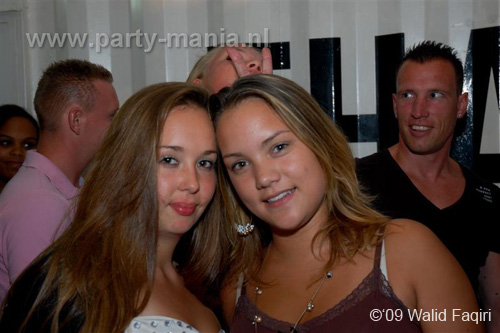 090822_082_los_partymania