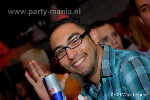 090822_084_los_partymania