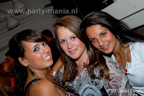 090822_086_los_partymania