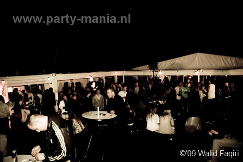 090822_105_los_partymania