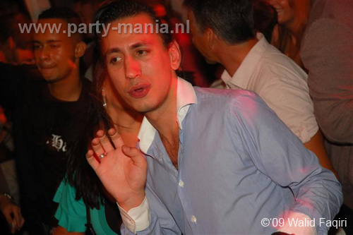 090822_133_los_partymania