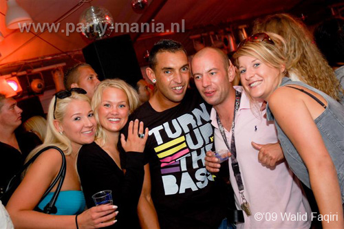 090822_144_los_partymania