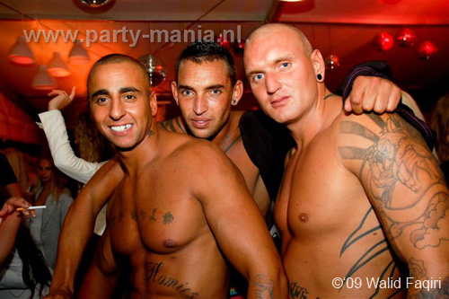 090822_148_los_partymania