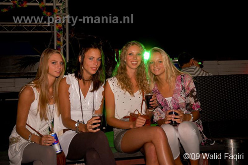 090822_169_los_partymania