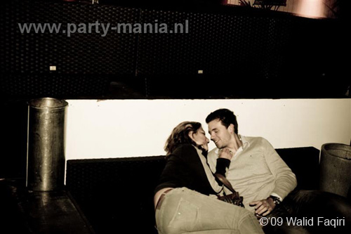 090822_171_los_partymania