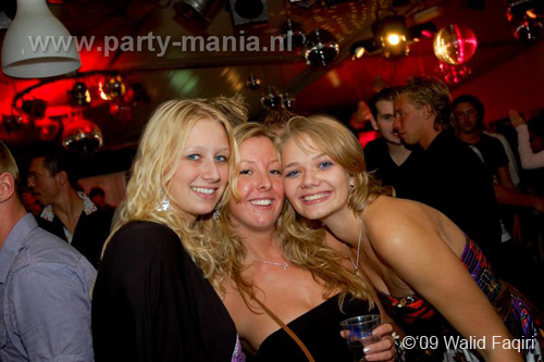 090822_176_los_partymania