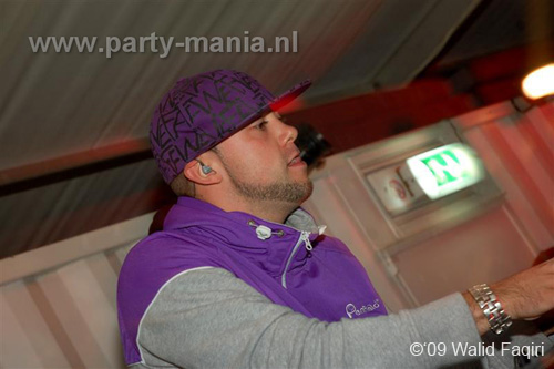 090822_185_los_partymania