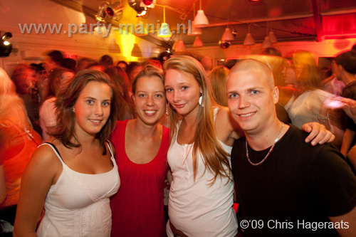 090829_120_punk_partymania