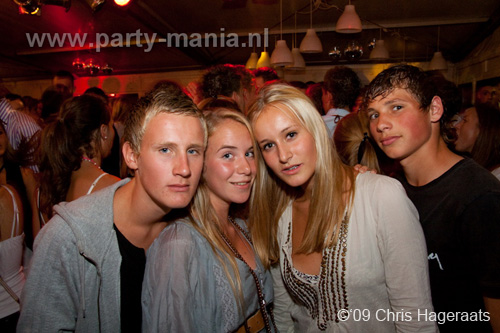 090829_172_punk_partymania