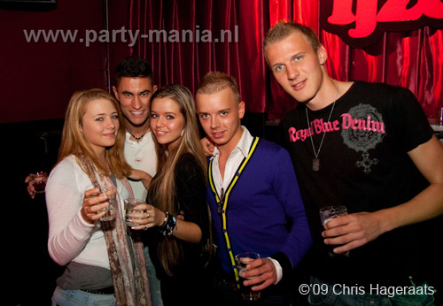 090904_069_onefour_partymania