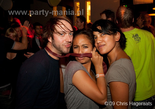 090904_084_onefour_partymania