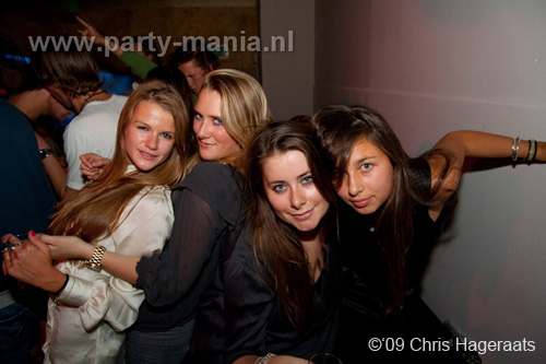 090904_093_onefour_partymania