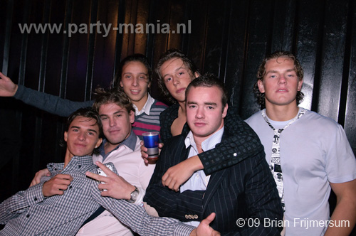 090905_142_gekkehouse_partymania