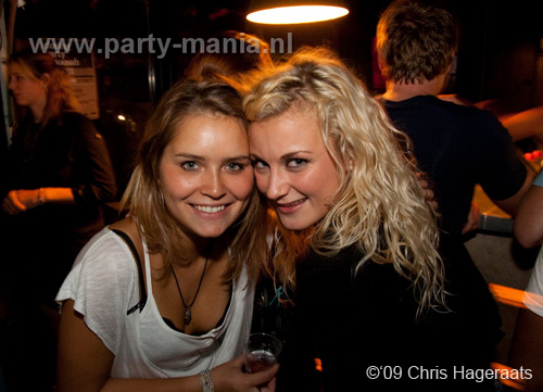 090905_097_whoosah_partymania