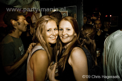 090905_111_whoosah_partymania