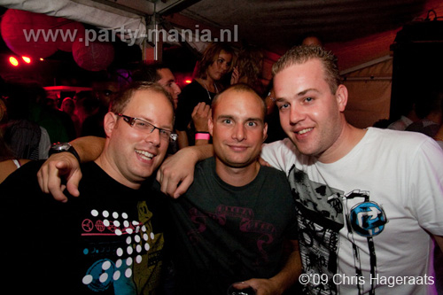 090905_117_whoosah_partymania