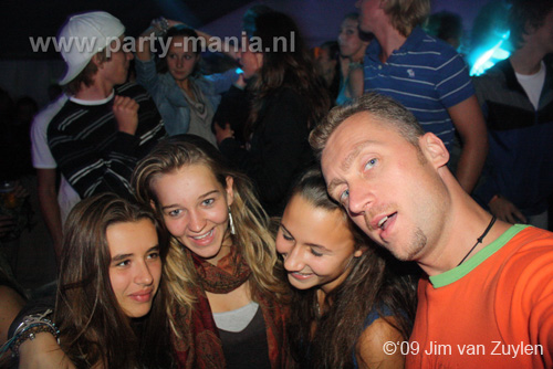 090912_084_karavaan_partymania