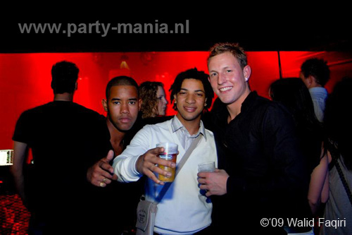 090912_034_los_partymania