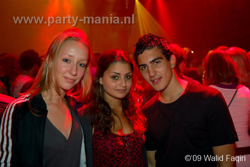 090912_064_los_partymania