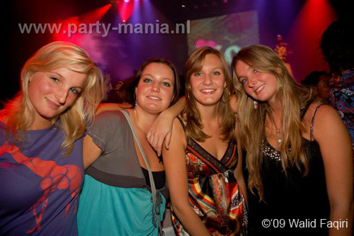 090912_072_los_partymania