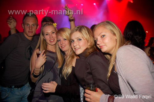 090912_073_los_partymania