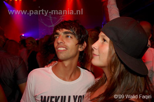 090912_082_los_partymania