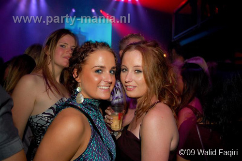 090912_083_los_partymania