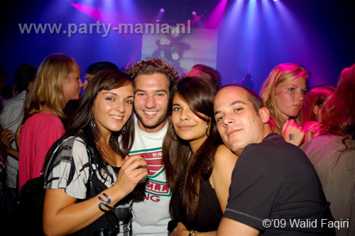 090912_103_los_partymania