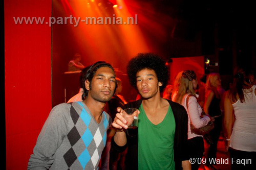 090912_126_los_partymania