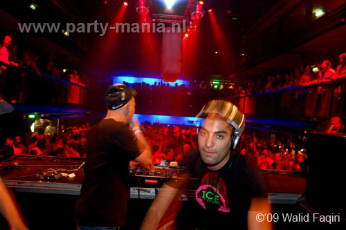 090912_180_los_partymania