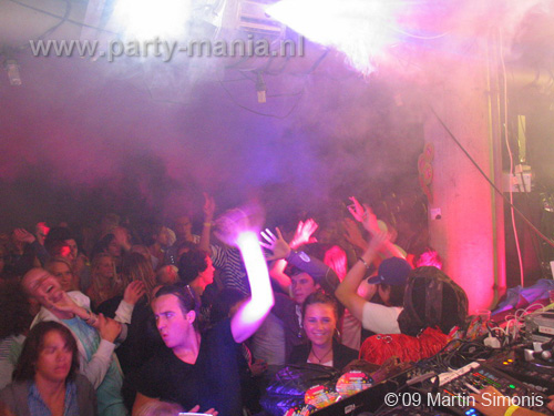 090912_219_the_city_is_yours_partymania