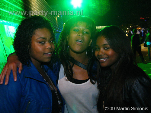 090912_275_the_city_is_yours_partymania