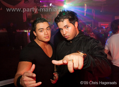 091010_097_perfection_partymania