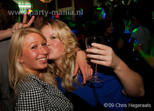 091019_097_tjek_de_tek_partymania