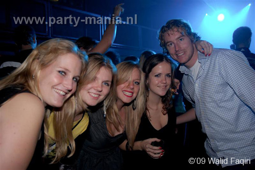 091023_096_90s_now_partymania