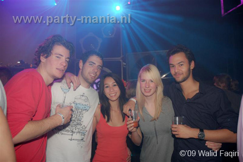 091023_104_90s_now_partymania