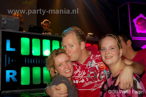 091023_107_90s_now_partymania