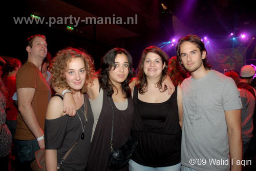 091023_115_90s_now_partymania