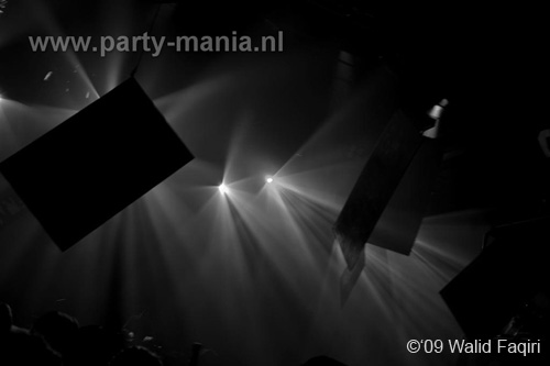 091031_140_franchise_partymania