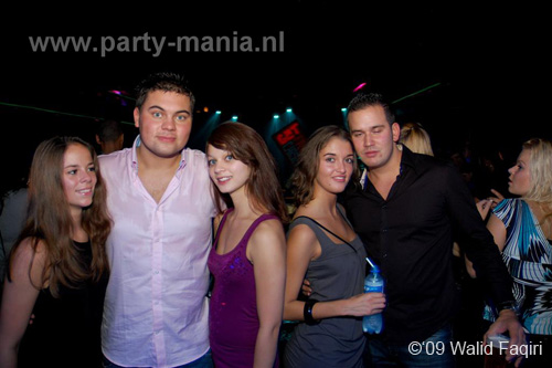 091031_147_franchise_partymania