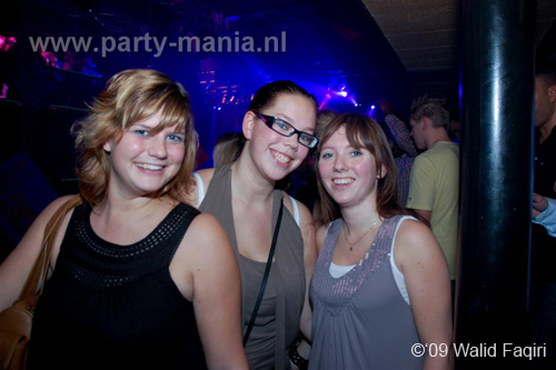 091031_195_franchise_partymania