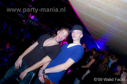 091031_198_franchise_partymania