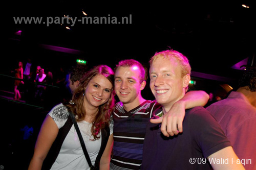 091031_202_franchise_partymania