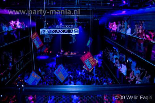 091031_209_franchise_partymania