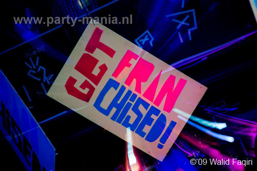 091031_225_franchise_partymania